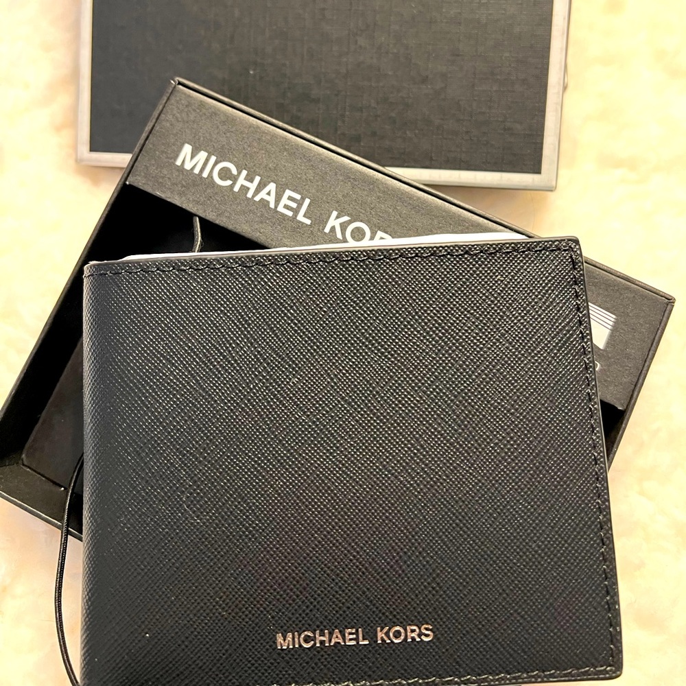Michael Kors Andy Bifold wallet